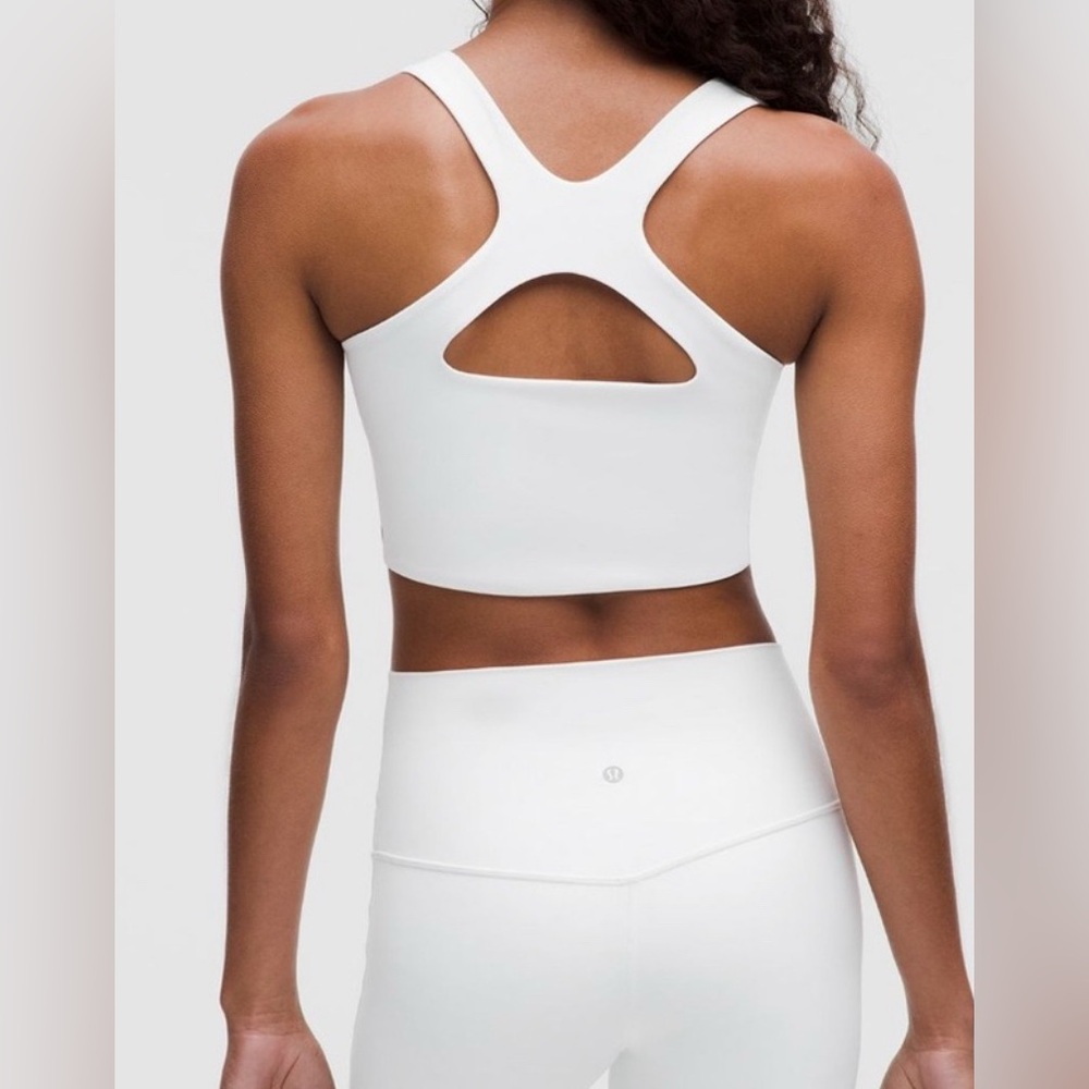 Lululemon Bend This Scoop and Cross Bra - Picture 2 of 8